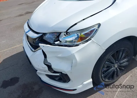 2018 Honda Fit Sport из США, поврежденный, VIN 3HGGK5H68JM723254